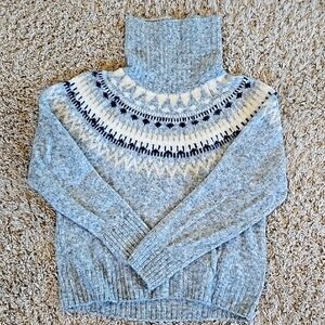 Cozy Gray Turtleneck Sweater